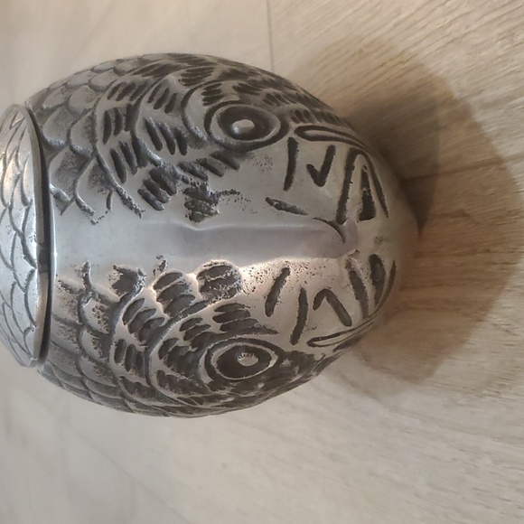 Vintage Handmade Catfish Metal Jar - Picture 3 of 10